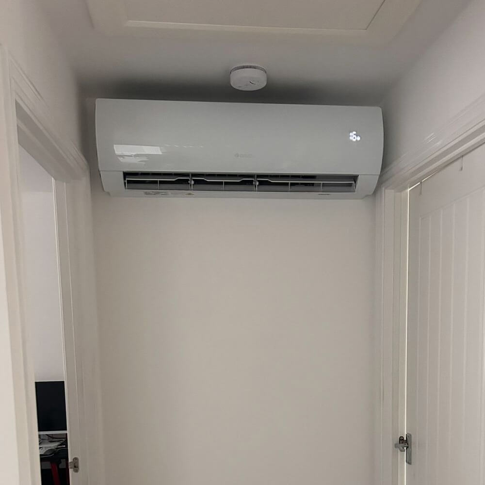 domestic-air-coniditioner-installation-manchester-06